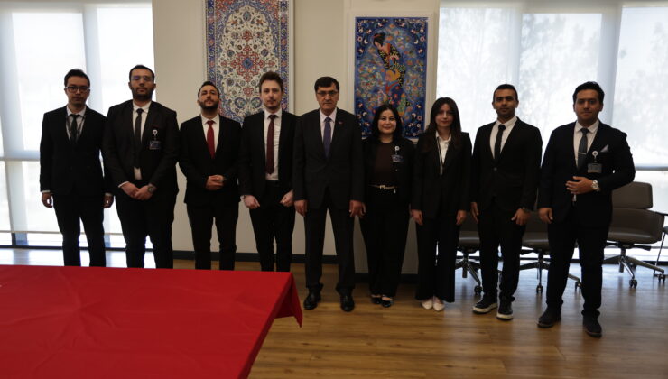 Başkan Kahveci, aday memurların yemin törenine katıldı
