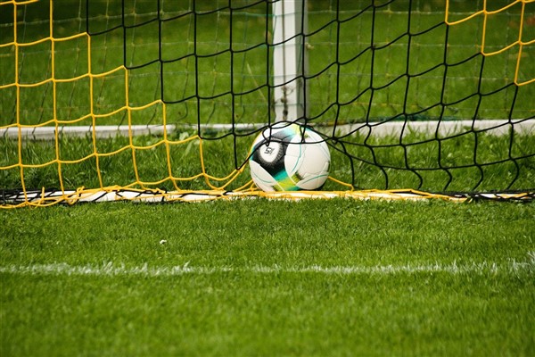 Siyasilerden Galatasaray için tebrik mesajı