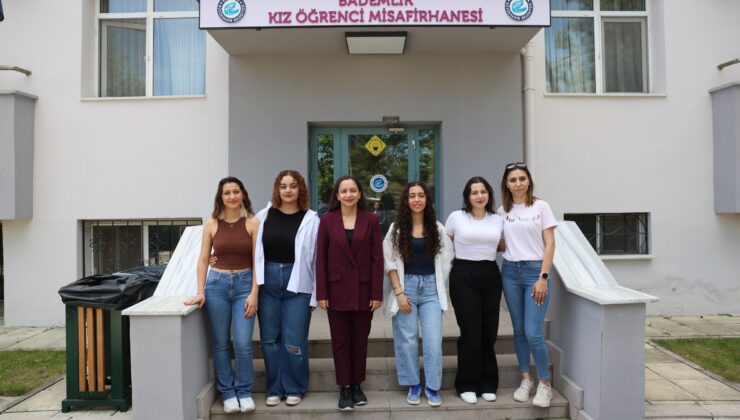 Eskişehir Büyükşehir Belediyesi’nden öğrencilere barınma ve burs desteği
