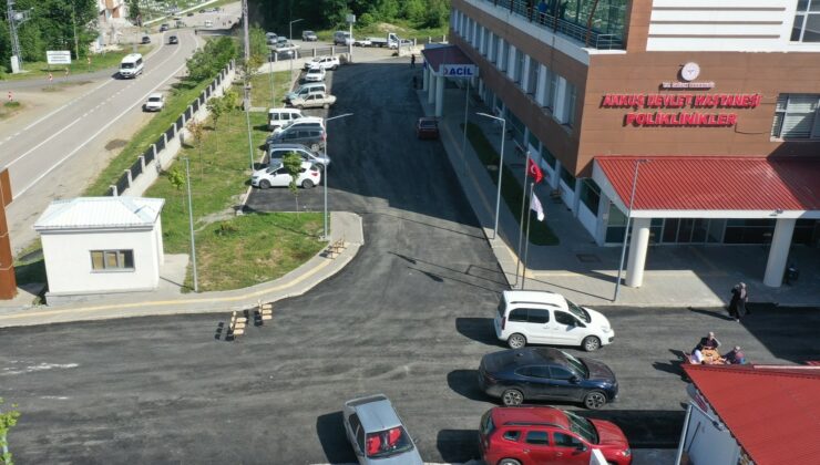 Ordu Büyükşehir Belediyesi, Akkuş Devlet Hastanesi yollarını yeniledi