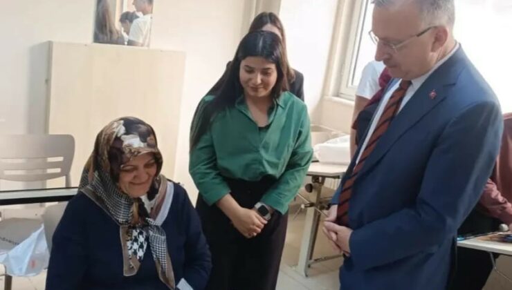 Rektör Levent’ten Tazelenme Üniversitesi öğrencilerine ziyaret