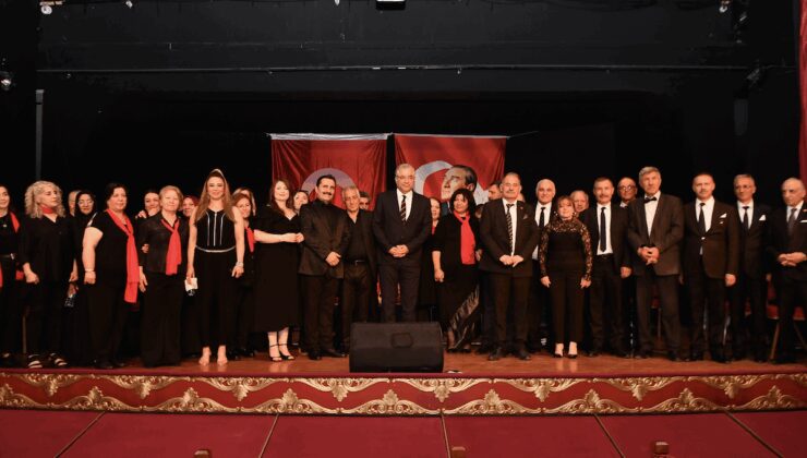 Edip Akbayram’a vefa etkinliği yapıldı