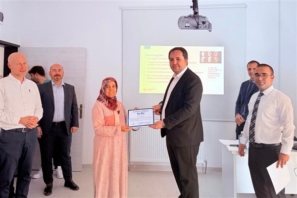 Sağlıklı Hayat Akademisi ilk mezunlarını verdi