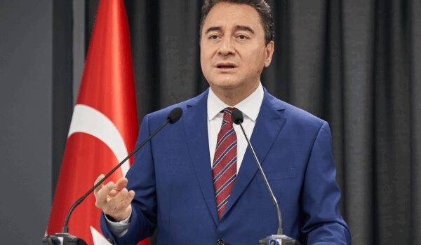 Babacan: Halk demokrasi istiyor, demokrasisini alacak