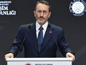Fahrettin Altun: İletişim Başkanlığımız, sizin birtakım asılsız iddialarınızla lekelenecek değildir
