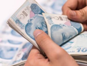 Kur Korumalı Mevduat bakiyesi mart ayında 21,6 milyar dolara geriledi