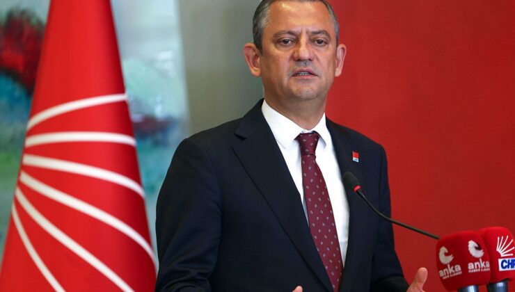 Özgür Özel, 6 Nisan’daki kurultaya eski genel başkanları davet etti