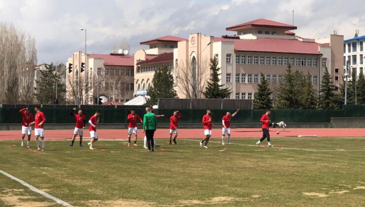 Rize Özel İdare Spor – Kars 36 Spor karşılaşmasının hakemleri belli oldu