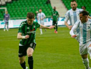 Sakaryaspor, Erzurumspor FK’yi devirdi, zirve yarışı karıştı