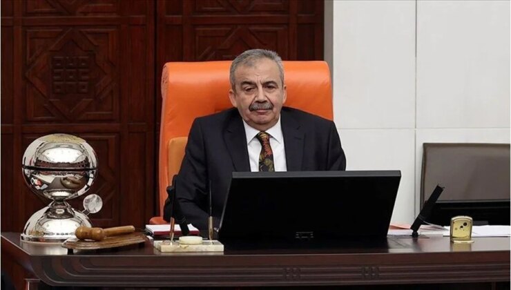 Sırrı Süreyya Önder’in vefatıyla Meclis’teki sandalye sayısı 592’ye düştü