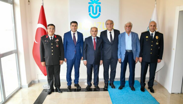 Vali Aygöl’den Munzur Üniversitesi Rektörü Peker’e ziyaret