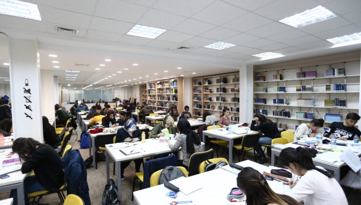 Kayseri Büyükşehir Belediyesi kütüphaneleri, ilk 6 ayda 966 bin kişiye hizmet verdi
