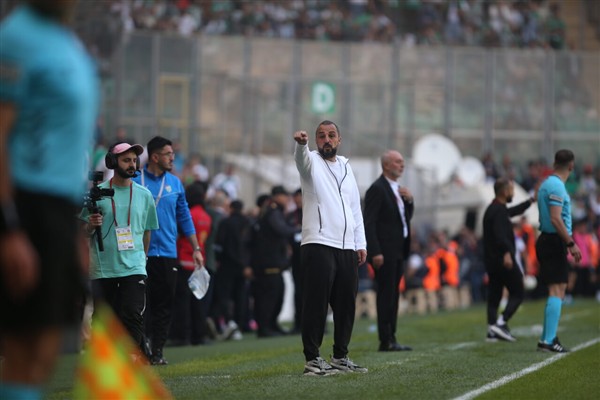Çağlayan: Sol kanat ve bek transferi için 10-11 oyuncuyla görüşüyoruz