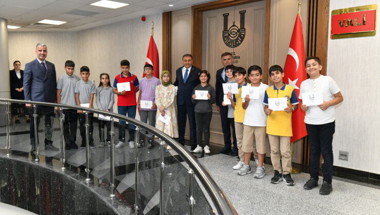 Vali Şıldak, öğrencilerle buluştu