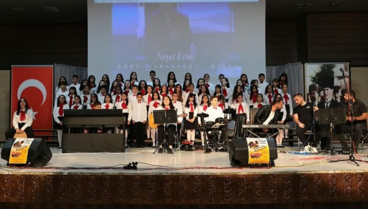 Erzincan’da Neşet Ertaş türküleriyle konser