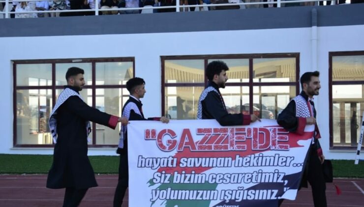 Dicle Üniversitesi Tıp Fakültesi Mezuniyet Töreni’nde Filistin unutulmadı