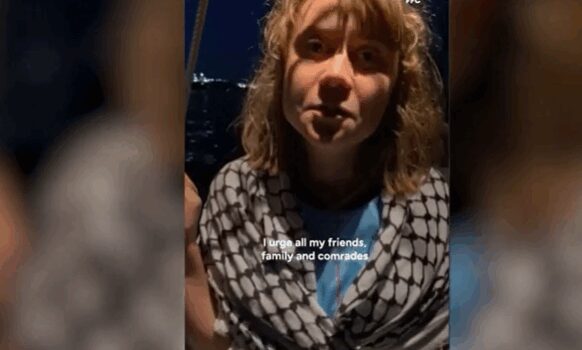 Greta Thunberg ve diğer aktivistler İsrail havalimanına götürüldü