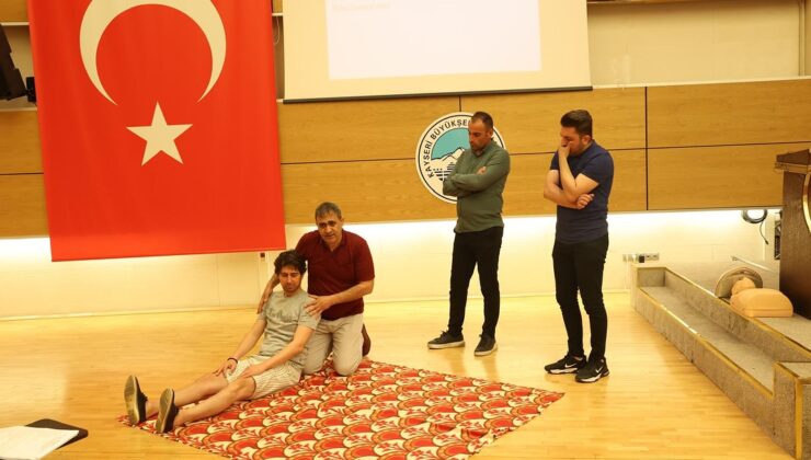 Kayseri Büyükşehir Belediyesi Spor A.Ş’den tesis personeline eğitim