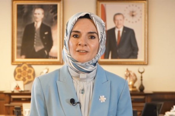 Bakan Göktaş, Aliyev ile bir araya geldi