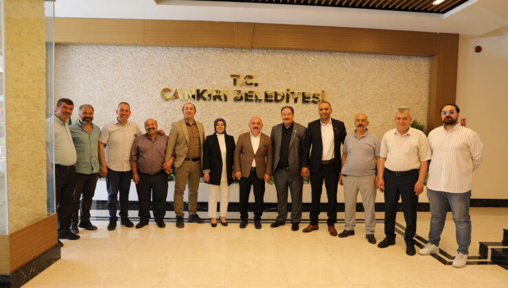 Başkan Esen, Çankırı’nın ikinci kadın muhtarını tebrik etti