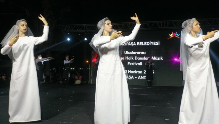 Gazipaşa’da Uluslararası Halk Dansları ve Müzik Festivali başladı
