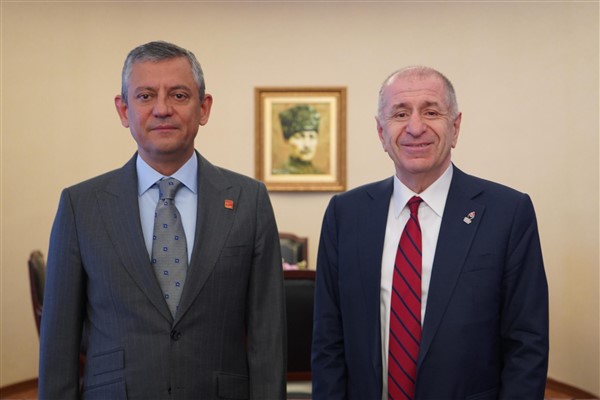 Özdağ’dan CHP Genel Başkanı Özel’e ziyaret