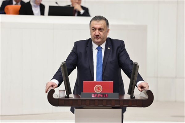 DEVA Partili Karal: Komşularımızda bir taş yerinden oynasa, faturasını milletimiz ödüyor