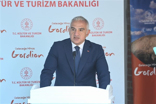 Bakan Ersoy: Geleceğe Miras ile geçmişe ışık tutmaya devam edeceğiz