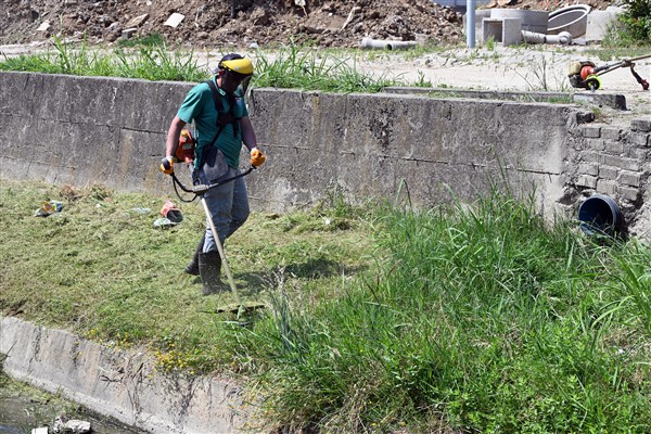 Balaban Deresi etrafında çevre düzenleme çalışması yapılıyor