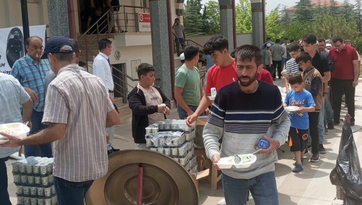 Türk Eğitim-Sen’den vefa örneği: Vefat eden öğretmenler için mevlid düzenlendi