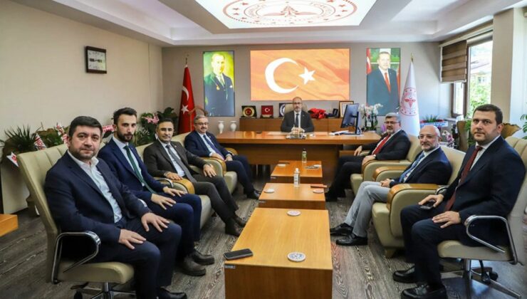 AK Parti Afyon’dan yeni İl Müdürü Dr. Öztürk’e hayırlı olsun ziyareti