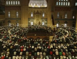 Bayram namazı saat kaçta? 2025 Kurban Bayramı namaz vakitleri