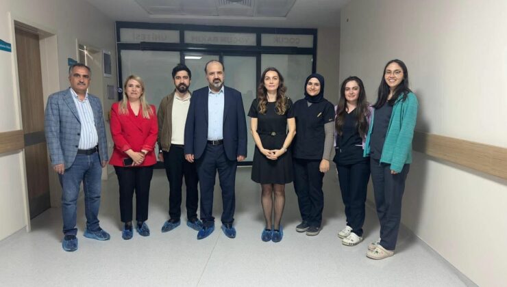Uzm. Dr. Ece Demirbaş’tan Kars Harakani Devlet Hastanesi’ne bayram ziyareti