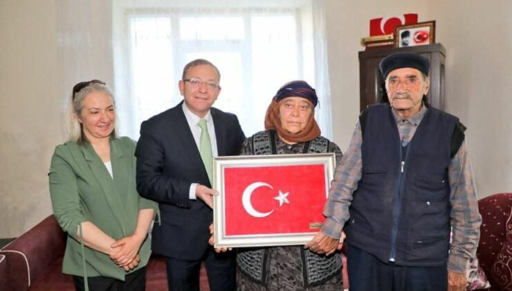 Kars Valisi Ziya Polat’tan şehit ailesine bayramda anlamlı ziyaret
