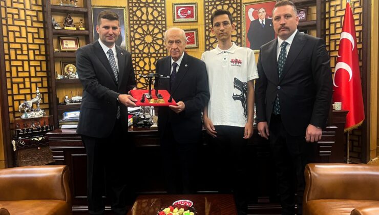 Türk gençliği göklere yükseliyor: “TÜRKHAN” ABD yolcusu