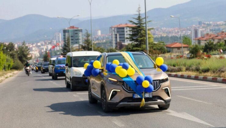 Bilecik’te sünnet töreninde TOGG’lu kortej