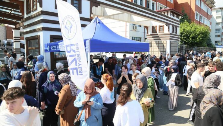 Rize Belediyesi’nden TYT sınavında okul önlerinde ikram ve ücretsiz ulaşım