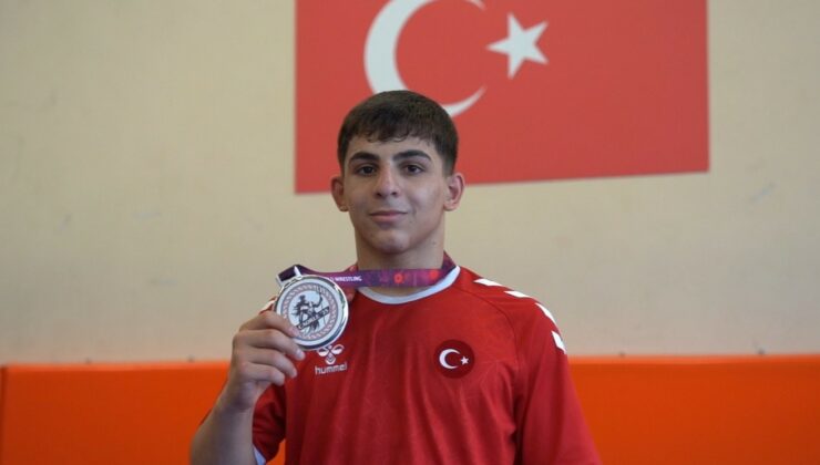 Yıldırım Belediyesi sporcusu Kara, U-15 Avrupa Güreş Şampiyonası’nda ikinci oldu
