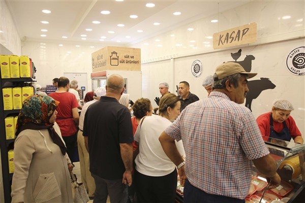 Başkent Market’in yeni şubesi tarihi Ulus Hali’nde açıldı