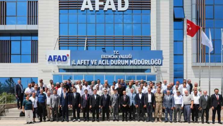 Erzincan’da Muhtarlarla İstişare Toplantısı düzenlendi