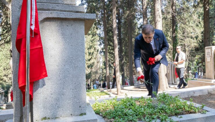 Başkan Tugay, 15 Temmuz şehitlerini andı