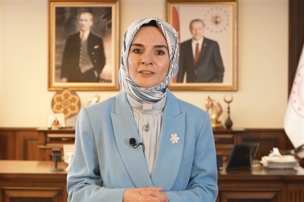 Bakan Göktaş’tan 15 Temmuz şehidi Ömer Takdemir’in ailesine ziyaret
