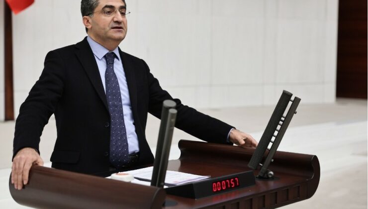 DEVA Partili Ekmen: Siyasetçilerin yeri cezaevleri değil, kürsülerdir