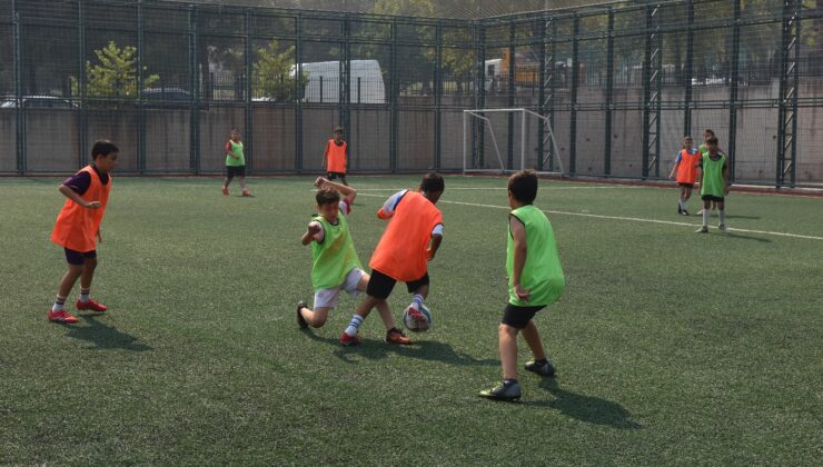 Yaz Kuran Kursları Camiler Arası Futbol Ve Masa Tenisi Turnuvası sona erdi