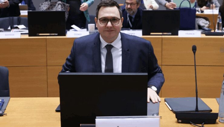 Lipavsky: Gerçeği söylemekten korkmayanların yanındayız