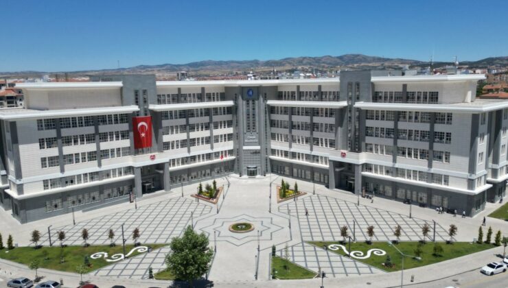 Çorum Belediyesi, araç ve iş makinesi filosunu güçlendiriyor