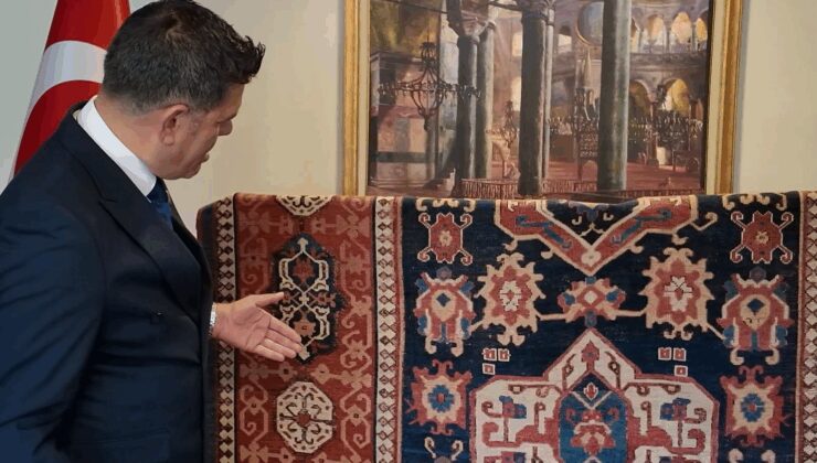 5 asırlık Osmanlı halısı, Türkiye’ye getirildi