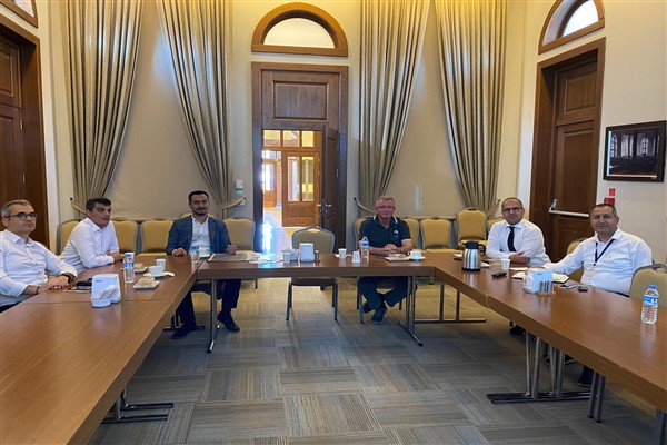Kayseri Büyükşehir Belediyesi, Acıbadem Hastanesi yönetimi ile toplantı yaptı