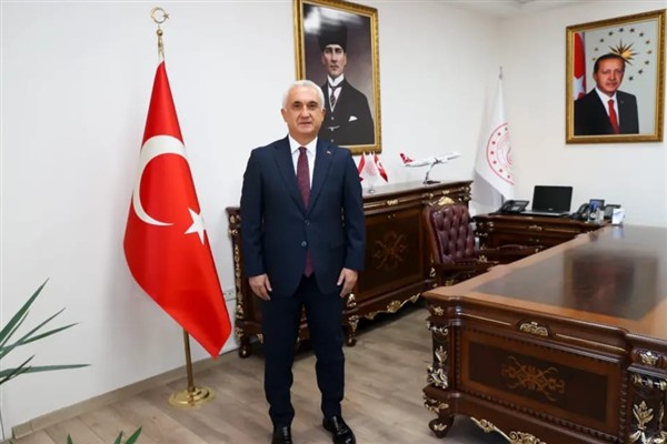 Vali Çakır: Basın, demokrasinin vazgeçilmez yapı taşlarından biridir
