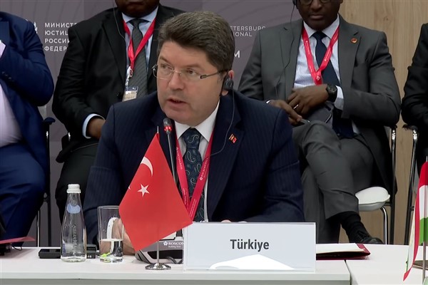 Bakan Tunç, AK Parti Aksaray Milletvekillerini ağırladı
